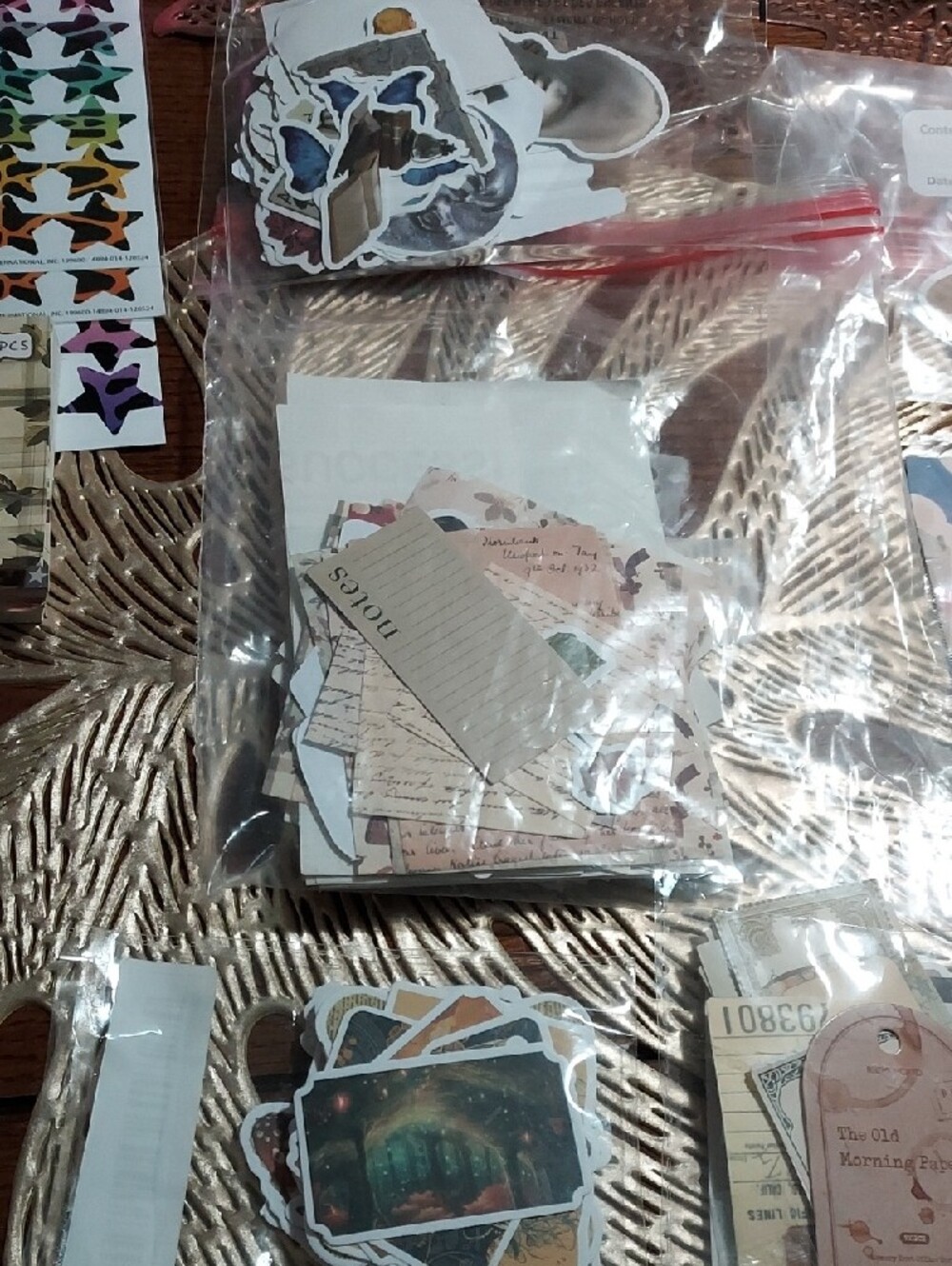 Junk Journalling/Scrapbook Multi-Color Sticker And Paper Pack - Picture 2 of 3